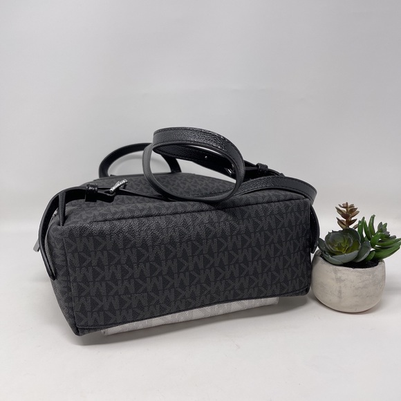 Michael Kors Erin Medium Backpack - Picture 6 of 10